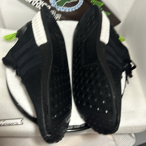 NMD_R1 Rare ADIDAS | VNDS Limited Run | 'Black Signal Green white ' EF4268 Size - Picture 10 of 14